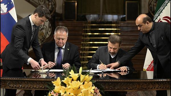 امضای سند همکاری وزارت ICT ایران با وزارت توسعه اقتصادی اسلوونی