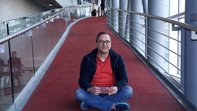 سلفی عجیب رامبد جوان در فرش قرمز جشنواره!