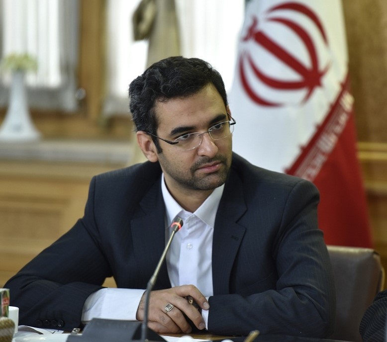 پروژه های ارتباطی شهرستان اردستان با حضور وزیر ارتباطات افتتاح شد