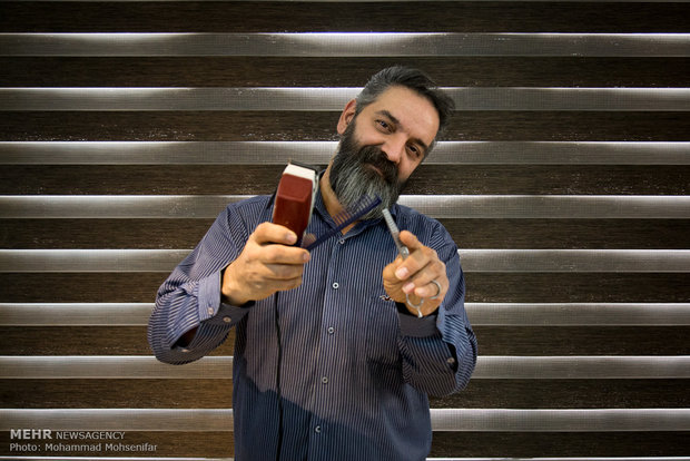 سالن زیبایی «ریش»؛ اینجا پاتوق مداحان و ریش‌بازهاست!