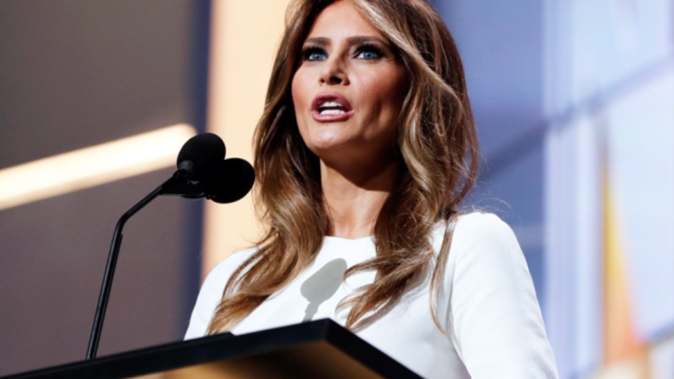 انتشار عکس‌های جنجالی و برهنه از همسر دونالد ترامپ! (+تصاویر)