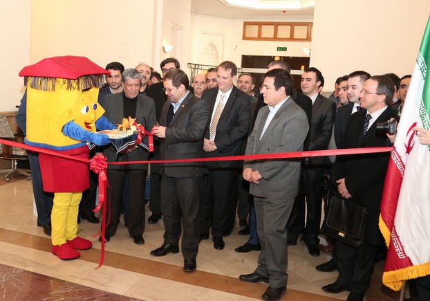 نخستین نمایشگاه تمبر مشترک ایران و پنج کشور جهان افتتاح شد