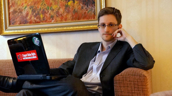 روسیه: اسنودن را به آمریکا تحویل نمی‌دهیم