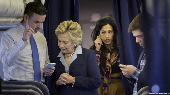 بی‌اعتنایی اف.بی.آی به درخواست علنی نکردن موضوع ایمیل‌های کلینتون