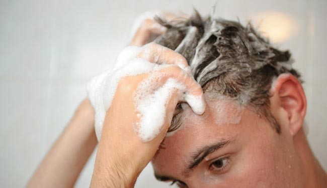 11 راه حل برای کاهش چربی مو