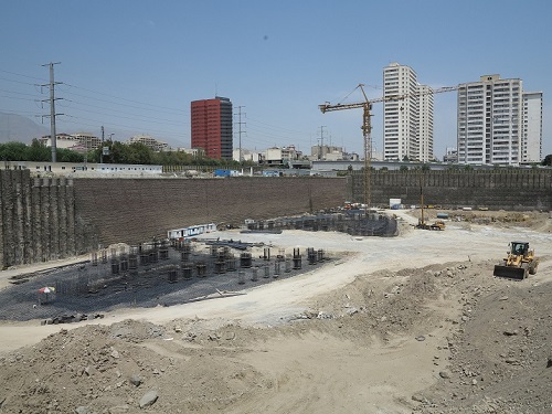 مهلت اجرای پروژه‌ی برج‌های دوقلوی مخابرات تمام شد؛ وعده‌ی اتمام یکی از برج‌ها تا 18 ماه دیگر!