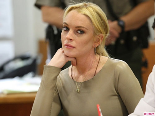 ستاره زن هالیوود تصاویر نیمه عریانش را از اینستاگرام حذف کرد