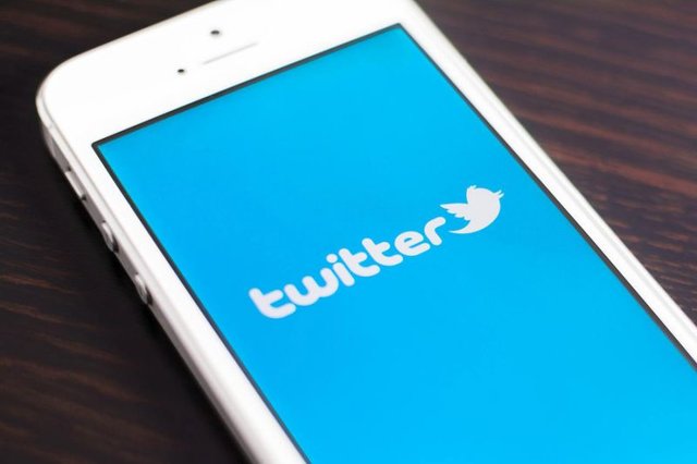 اروپا تحقیقات خود از عملکرد توئیتر را شروع کرد