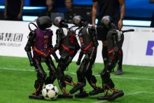 ربات انسان نما