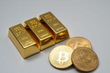طلا - بیت کوین