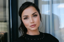 آنا د آرماس