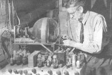 تاریخچه اولین دستگاه تلویزیون به همراه زندگینامه‌ی مخترع فقیرش