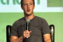 جوان میلیاردر فیس بوک که فقط یک لباس می‌پوشد! + تصویر