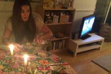 آگهی‎های اینترنتی برای فروش دوست خیالی یک دختر جوان! +تصاویر