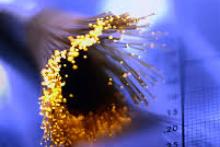 اتصال BTSهای استان اصفهان از طریق فیبرنوری هوایی؟!