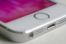 می‌خواهید iPhone ۵s بخرید یا منتظر iPhone ۶ باشید؟ 