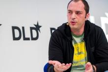 افزایش قیمت شبکه های اطلاع رسانی پس از معامله واتزاپ