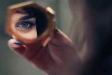 20 هزار مرد فاسد در دام چت با دختر زیبا افتادند