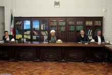 روحانی در اولین جلسه شورای عالی فضای مجازی در دولت یازدهم: فناوری اطلاعات باید پایه اصلی توسعه کشور باشد