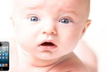 دستگیری زوجی که نوزادشان را برای خرید یک گوشی آیفون فروختند