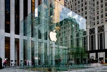 رونمایی از آی&zwnj;پد نسل پنجم اپل در شهر سن&zwnj;خوزه