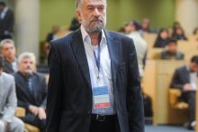 معاون پژوهشی جهاد دانشگاهی: نظام باید بر روی محتوای انبوه شبکه&lrm;های اجتماعی سرمایه گذاری کند