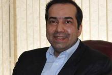 حضور معاون مطبوعاتی وزارت ارشاد در دفتر کارش