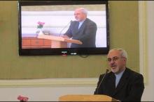 "ظریف" با تهدید هکرها: اگر این وضع ادامه یابد از فیس بوک خارج می&lrm;شوم