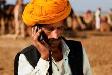 مشترکان تلفن&zwnj; همراه ۷ میلیاردی می&zwnj;شوند