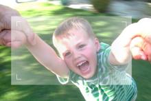 اولین تصاویر منتشره از پشت عینک جدید گوگل را ببینید