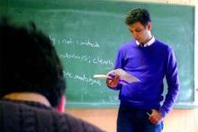 عادل فردوسی پور سر کلاس درس+ عکس