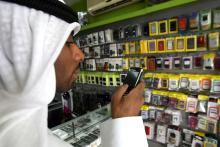 فتوایی عجیب! استفاده از قرآن یا اذان به عنوان زنگ موبایل حرام است