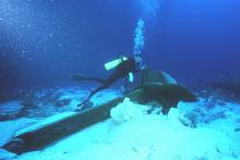 دستگیری سه غواصی که در صدد قطع کابل اینترنت بودند