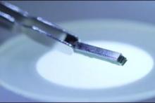 مونیتور فشار خون با تلفن همراه