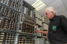 قدیمی ترین کامپیوتر جهان به نمایش گذاشته شد+ عکس