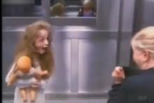 انتشار ویدئوی مواجهه&lrm; با شبح در داخل آسانسور، اعتراض کاربران وب را به همراه داشت 