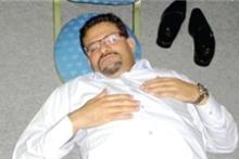 خوابیدن آقای وزیر روی زمین سوژه‎ی خبرنگاران شد 