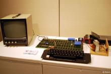 اولین کامپیوتر ساخت اپل 300 هزار یورو فروخته شد + تصویر