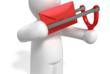 کارمند اخراجی عامل ارسال ایمیل‌های غیر اخلاقی