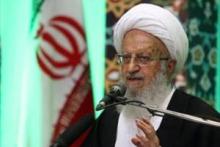 آیت الله مکارم: توهین‌ها نتیجه‎ی معکوس دارد 