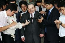 رئیس سامسونگ ثروتمندترین شهروند کره جنوبی + عکس