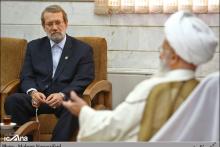وعده‎ی لاریجانی به آیت الله مکارم برای پیگیری موضوع اینترنت همراه نسل سوم 