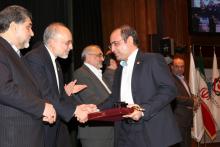 تقدیر از همراه اول در دهمین جشنواره قهرمانان صنعت ایران