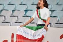 تصویر خواستگاری از علیرضا حقیقی در استرالیا بر روی شبکه‌های اجتماعی 