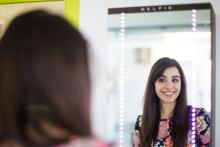 محصول جدید اپل؛ آیینه‌ای که از شما عکس سلفی می‌گیرد! (+عکس)