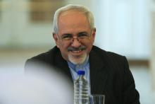 پاسخ توئیتری کوتاه اما محکم ظریف به سناتور آمریکایی