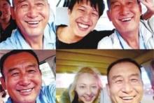 راننده‌ای که با همه مسافرانش سلفی می‌گیرد! (تصاویر)