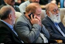 عکس/ گوشی موبایل قالیباف