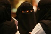 فشار توئیتری برای دور کردن اجنه از مدرسه دخترانه 