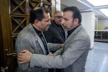 تصاویر/ حضور واعظی در مراسم ترحیم مادر همسر تخت روانچی 